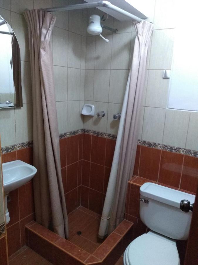 Hostal Vista Al Lago Titicaca Puno Exteriér fotografie