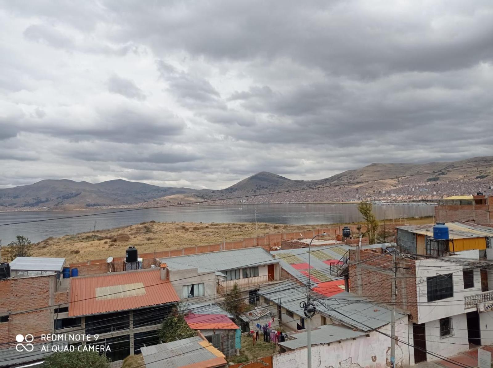 Hostal Vista Al Lago Titicaca Puno Exteriér fotografie