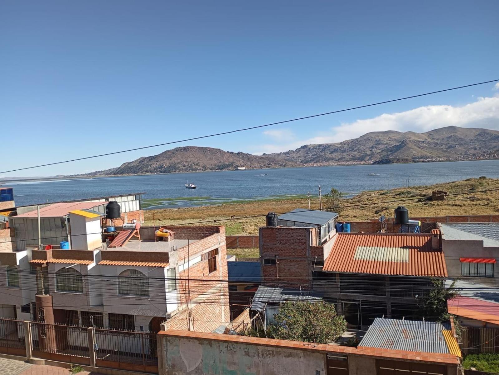 Hostal Vista Al Lago Titicaca Puno Exteriér fotografie